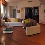 Giulia Luxury Apartment